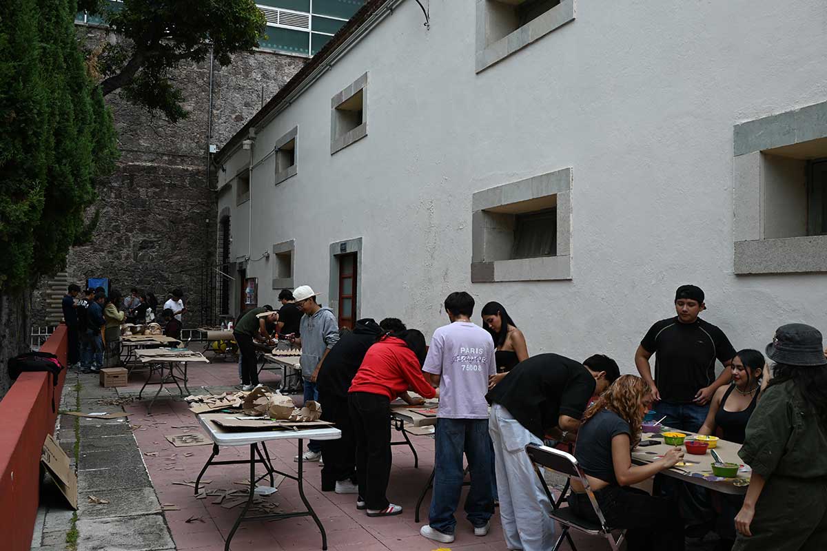Taller de Cartonería de la ENMS de Guanajuato
